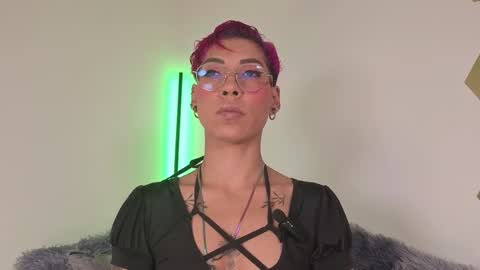 Snapshot of miamorgann chatting on 11/24/25, 01:22 Mia Morgann online show from 11/24/25, 01:22