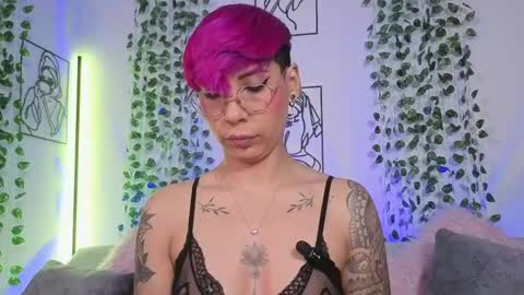 Mia Morgann online show from 04/23/26, 02:08