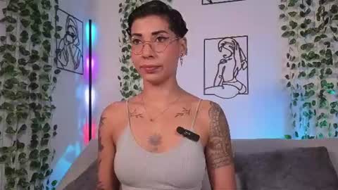 Mia Morgann online show from 07/05/26, 10:22