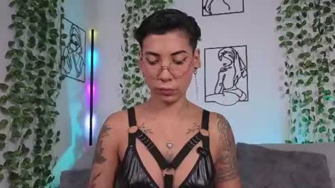 Mia Morgann online show from 07/07/26, 01:59