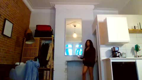 Snapshot of miamuffin8 chatting on 09/19/25, 06:19 MiaMuffn online show from 09/19/25, 06:19