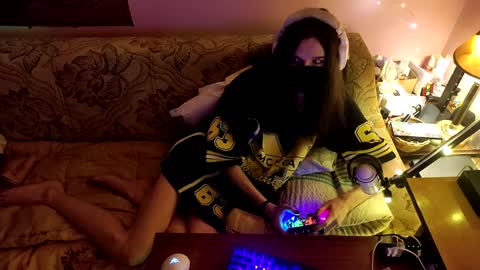 Snapshot of miaowhowl chatting on 02/08/25, 09:57 Kristien online show from 02/08/25, 09:57