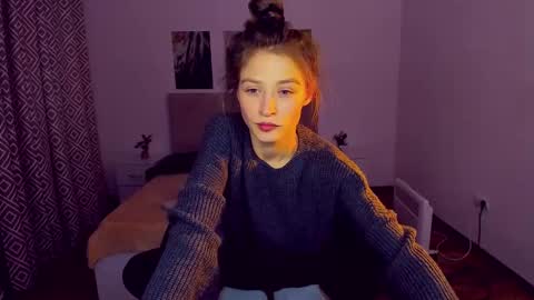 Mia online show from 12/26/24, 07:27