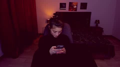 Mia online show from 01/25/25, 09:35