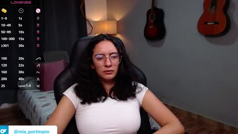 MIAPORTMANN online show from 12/20/24, 01:00