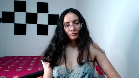 MIAPORTMANN online show from 10/11/25, 03:21