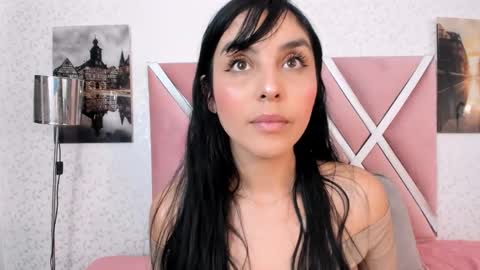 Mia Quevedo online show from 02/09/26, 11:58