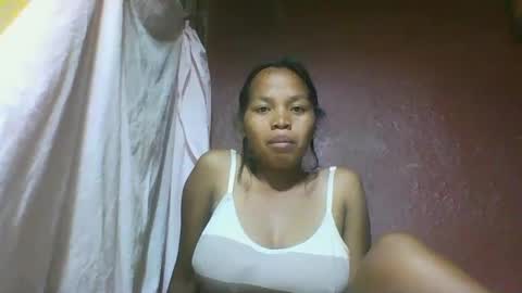 Snapshot of miarii chatting on 03/12/25, 02:45 miarii online show from 03/12/25, 02:45