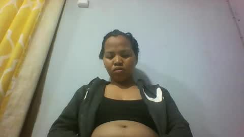 Snapshot of miarii chatting on 09/25/25, 09:35 miarii online show from 09/25/25, 09:35