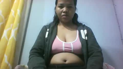 Snapshot of miarii chatting on 09/28/25, 05:35 miarii online show from 09/28/25, 05:35