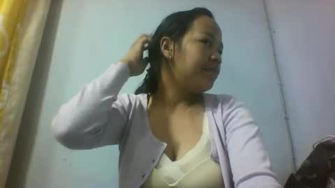 Snapshot of miarii chatting on 10/01/25, 01:17 miarii online show from 10/01/25, 01:17