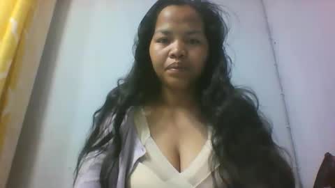 Snapshot of miarii chatting on 10/02/25, 05:25 miarii online show from 10/02/25, 05:25