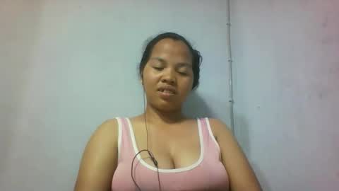 Snapshot of miarii chatting on 10/13/25, 06:52 miarii online show from 10/13/25, 06:52