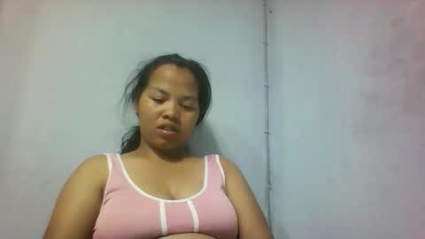 Snapshot of miarii chatting on 10/22/25, 04:51 miarii online show from 10/22/25, 04:51