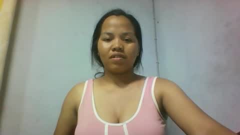 Snapshot of miarii chatting on 10/23/25, 08:29 miarii online show from 10/23/25, 08:29