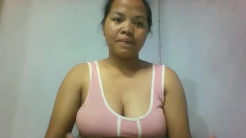 Snapshot of miarii chatting on 10/26/25, 03:40 miarii online show from 10/26/25, 03:40