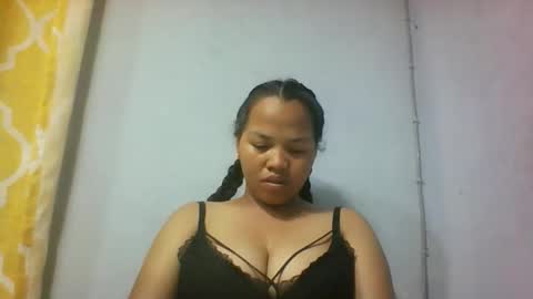 Snapshot of miarii chatting on 10/28/25, 04:53 miarii online show from 10/28/25, 04:53