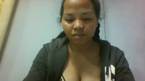 Snapshot of miarii chatting on 10/29/25, 04:59 miarii online show from 10/29/25, 04:59