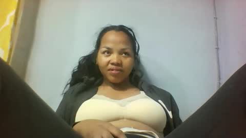 Snapshot of miarii chatting on 10/30/25, 05:31 miarii online show from 10/30/25, 05:31