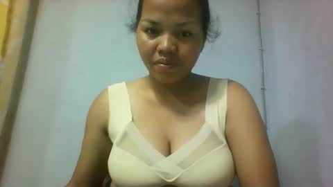 Snapshot of miarii chatting on 10/30/25, 05:35 miarii online show from 10/30/25, 05:35