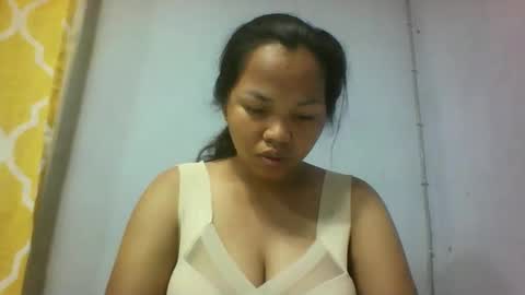 Snapshot of miarii chatting on 11/03/25, 04:25 miarii online show from 11/03/25, 04:25