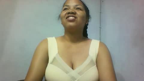 Snapshot of miarii chatting on 11/11/25, 06:08 miarii online show from 11/11/25, 06:08