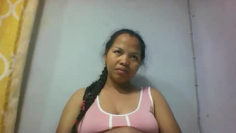 Snapshot of miarii chatting on 11/12/25, 07:53 miarii online show from 11/12/25, 07:53