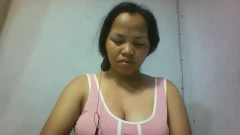 Snapshot of miarii chatting on 11/14/25, 03:55 miarii online show from 11/14/25, 03:55