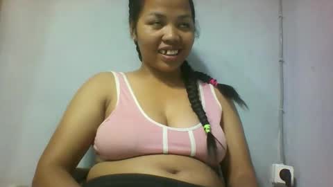 Snapshot of miarii chatting on 11/15/25, 04:58 miarii online show from 11/15/25, 04:58