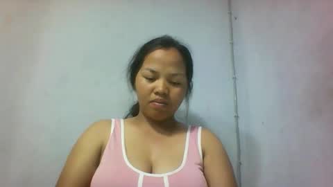 Snapshot of miarii chatting on 11/21/25, 10:25 miarii online show from 11/21/25, 10:25