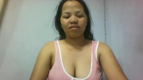 Snapshot of miarii chatting on 11/24/25, 04:45 miarii online show from 11/24/25, 04:45