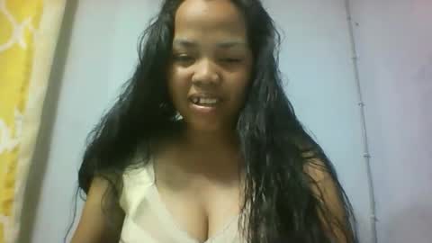 Snapshot of miarii chatting on 12/05/25, 04:25 miarii online show from 12/05/25, 04:25