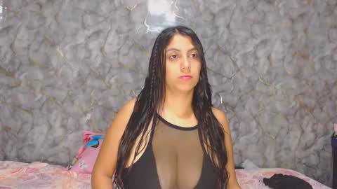 miarouse1531 online show from 12/02/25, 10:49