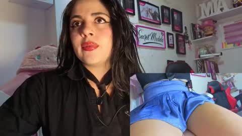 Snapshot of miasavagex18 chatting on 02/16/26, 04:52 MiaHancock online show from 02/16/26, 04:52