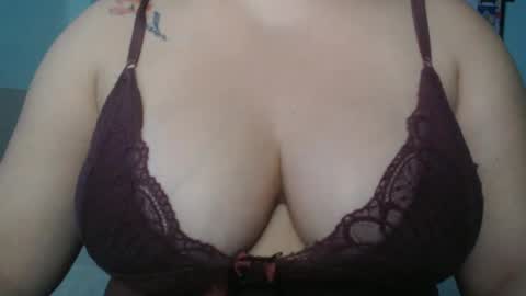 Snapshot of miasp chatting on 02/02/25, 02:59 MiaSP online show from 02/02/25, 02:59