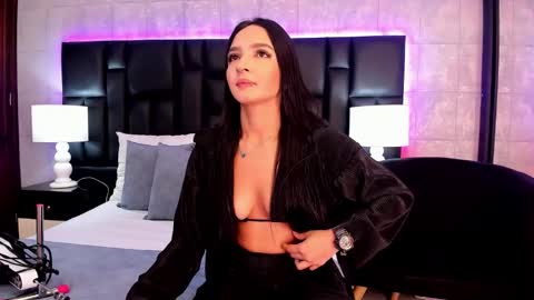 Mia Sweetth online show from 02/21/25, 11:44