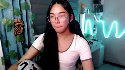 Mia online show from 02/19/26, 05:09