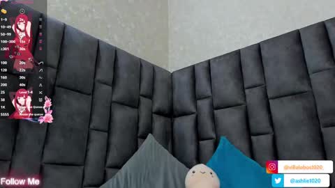 Mia Villalobos online show from 02/13/25, 03:46