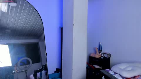 Mia Villalobos online show from 05/03/26, 03:45