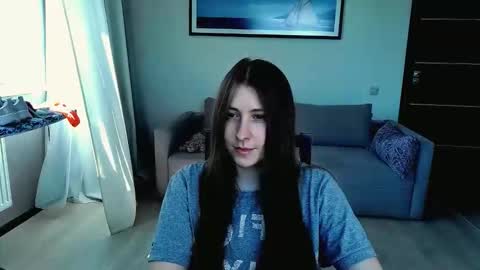 LuckyMia online show from 05/07/26, 01:16