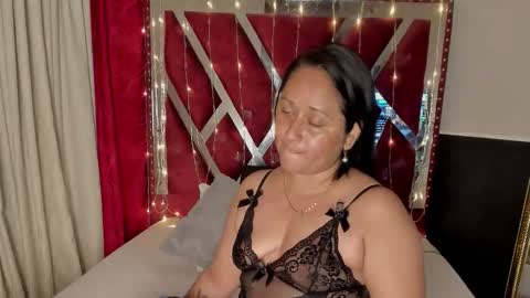 micaelahott_ online show from 01/11/26, 03:11