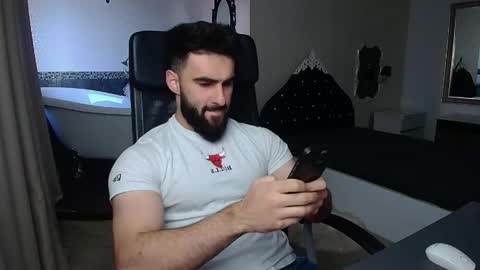 MicahLane online show from 05/01/26, 04:39