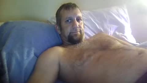 Snapshot of micandbri7482 chatting on 05/31/26, 04:42 micandbri7482 online show from 05/31/26, 04:42
