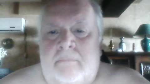 Snapshot of mich1962 chatting on 07/01/26, 07:54 mich1962 online show from 07/01/26, 07:54