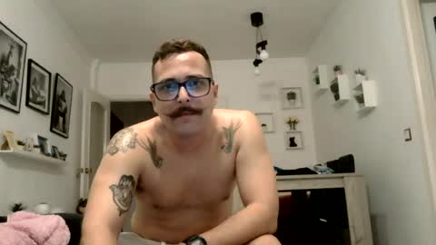 MILO MIAMI online show from 06/18/26, 01:06