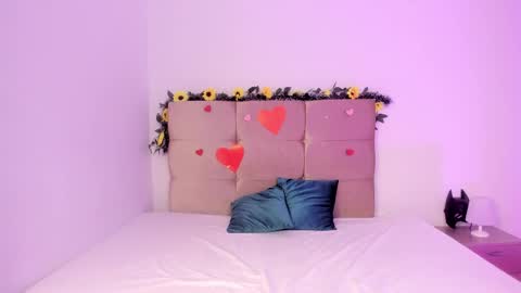 Micky and Sharon online show from 03/06/25, 01:58