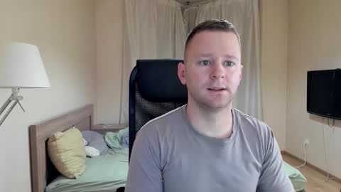 Michael Birkin online show from 10/18/25, 04:04