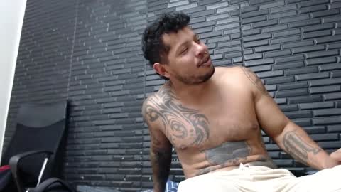 Michael Daviss online show from 02/05/25, 05:53