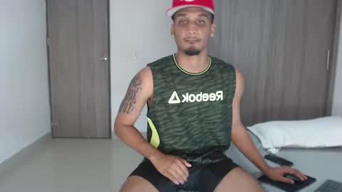 Snapshot of michael_jordanx chatting on 12/27/24, 05:20 Angel online show from 12/27/24, 05:20