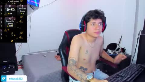 Snapshot of michael_kendall0 chatting on 02/23/25, 01:02 michael independent model online show from 02/23/25, 01:02